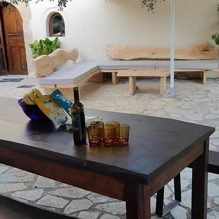 Vila Filippou - Living In Nature